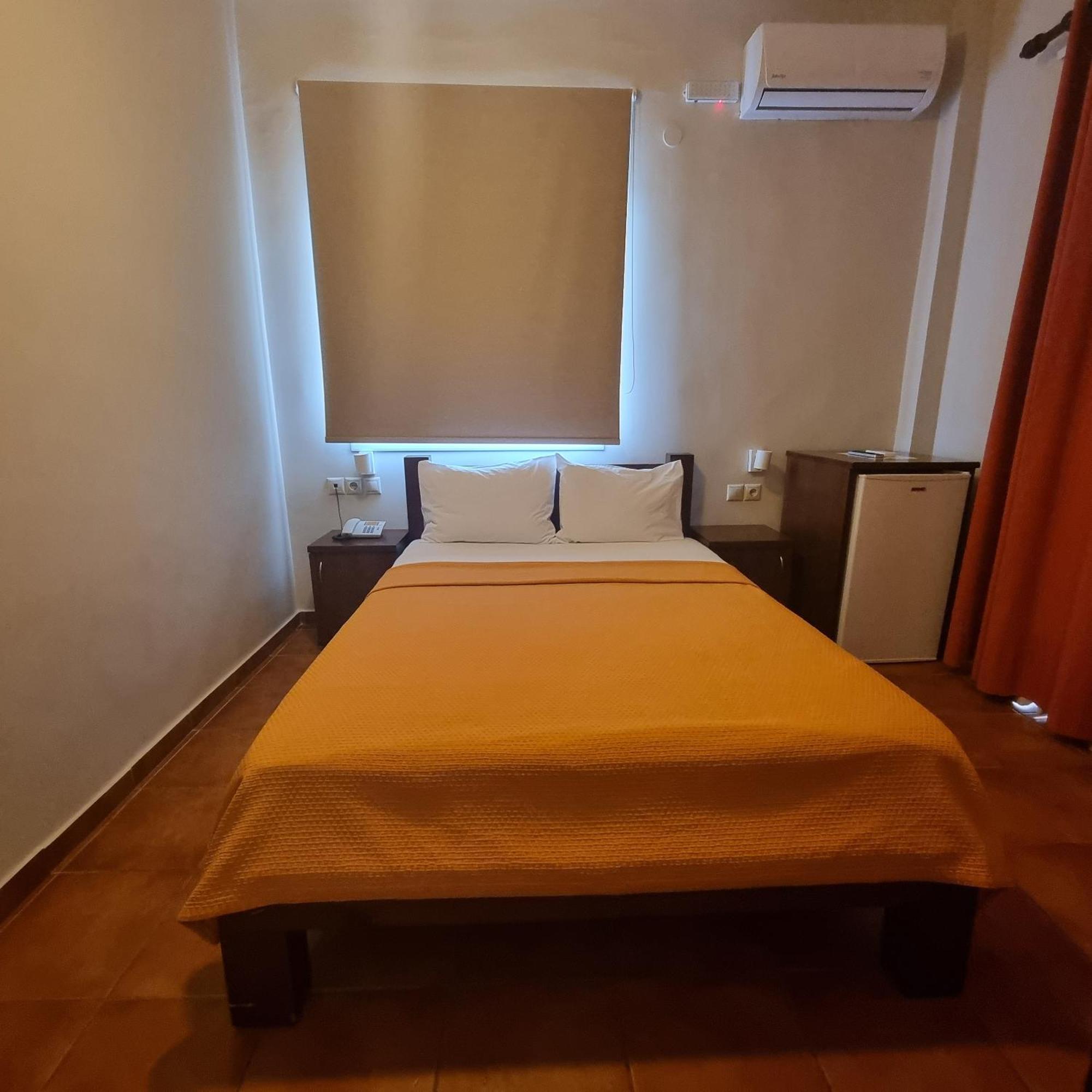 Hotel Morfeas Platamonas Extérieur photo